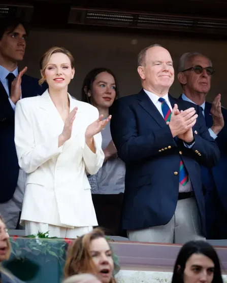 Княгиня Монако Шарлен, Шарлотта Казираги и Виктория Боня посетили игру Янника Синнера против Карлоса Алькараса Альбер, князь, Шарлен, Синнер, княгиня, Янник, Монако, Карлос, Дюкрюэ, Гримальди, костюме, Полин, Казираги, Шарлотта, другие, также, князя, ШарленКнязь, Грейс, спортсменке