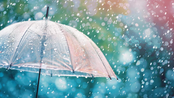 Синоптики предупредили о циклоне «Бенджамин», обрушившемся на Москву, — мощная аномалия