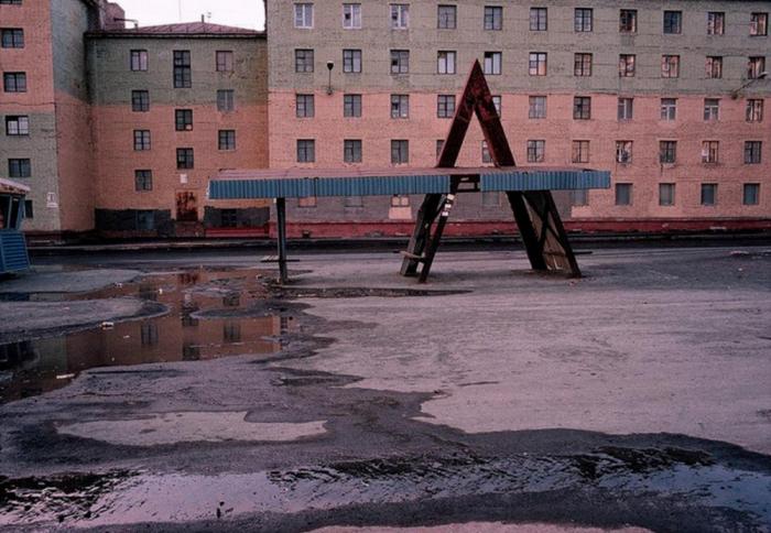 Лихие 90-е в России глазами французского фотографа 