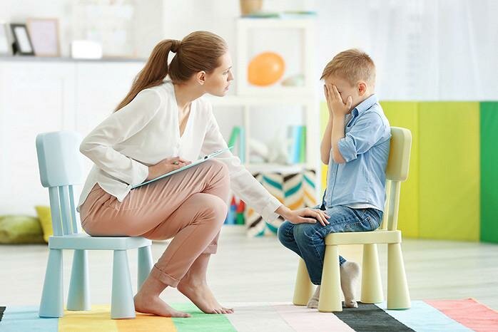 Детская психосоматика: 11 диагнозов, которые провоцируют сами родители