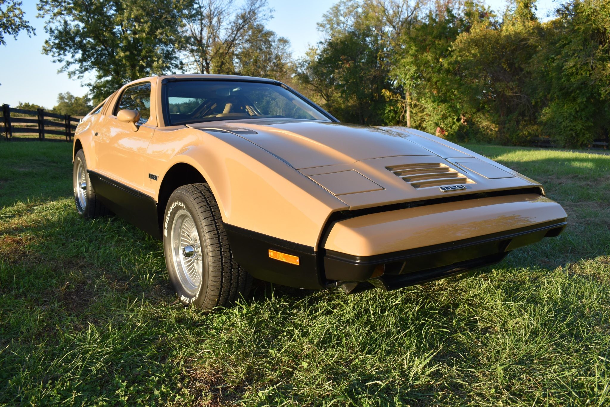 Bricklin SV-1 1975 года выпуска — канадский DeLorean