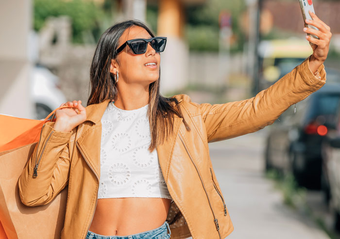 2. @carballo/123RF.com