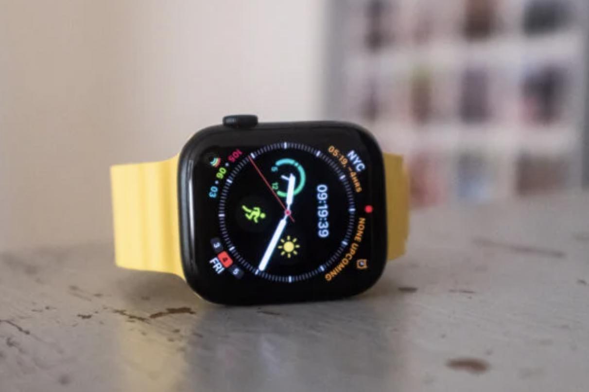 https://www.trustedreviews.com/reviews/apple-watch-8