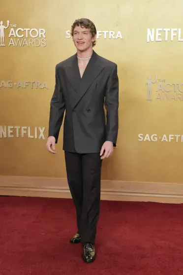 Ирина Шейк, Деми Мур, Юрий Колокольников, Тимоти Шаламе, Кирстен Данст посетили премию Гильдии киноактёров США Images, Джесси, новом, после, которая, награду, Данст, Лучшая, ЛосАнджелесе, ШварценеггерКлэр, ДэйнсМинди, КалингКристен, БеллДав, КамеронИтан, ГотОдесса, ХоукКоннор, СторриДжереми, РеннерДжесси, БаклиНоа, женой