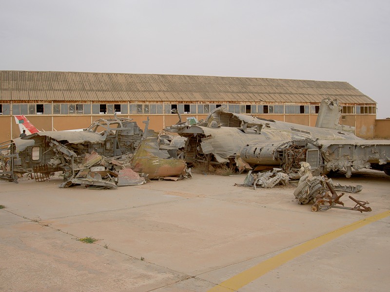 Останки B-24 &quot;Lady Be Good&quot; на авиабазе Jamal Abdelnasser Air Force Base, Ливия