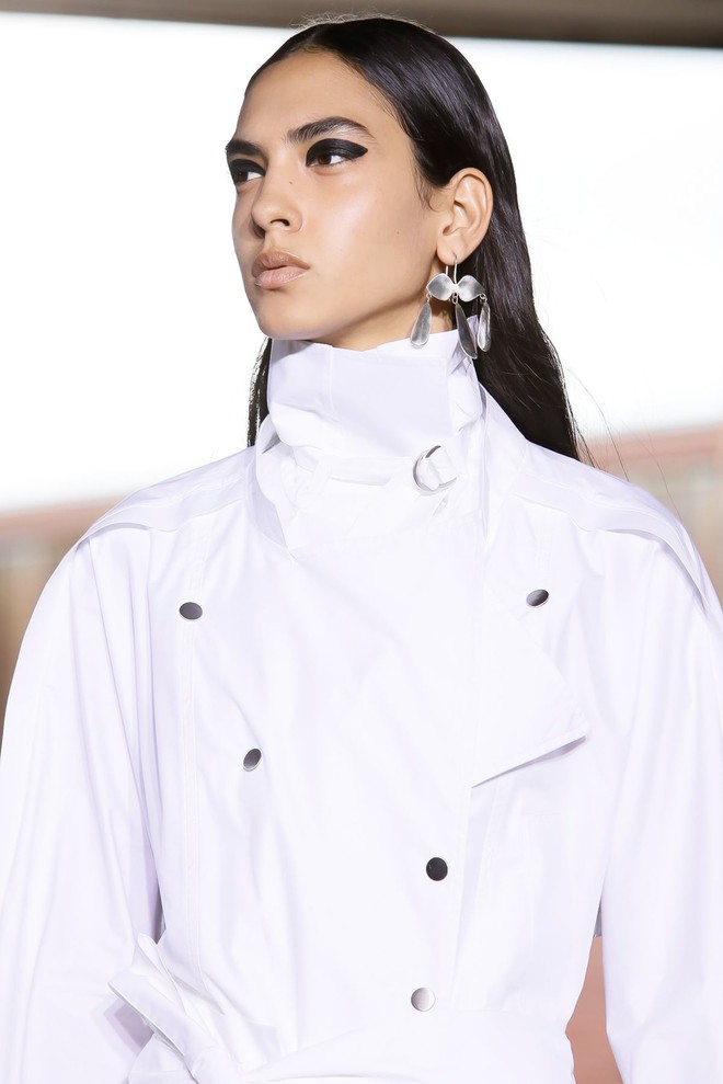 Косынки из кожи, которые все будут носить весной, — на показе 3.1 Phillip Lim Косынки из кожи, которые все будут носить весной, — на показе 3.1 Phillip Lim лучшее,мода,модные советы,Наряды