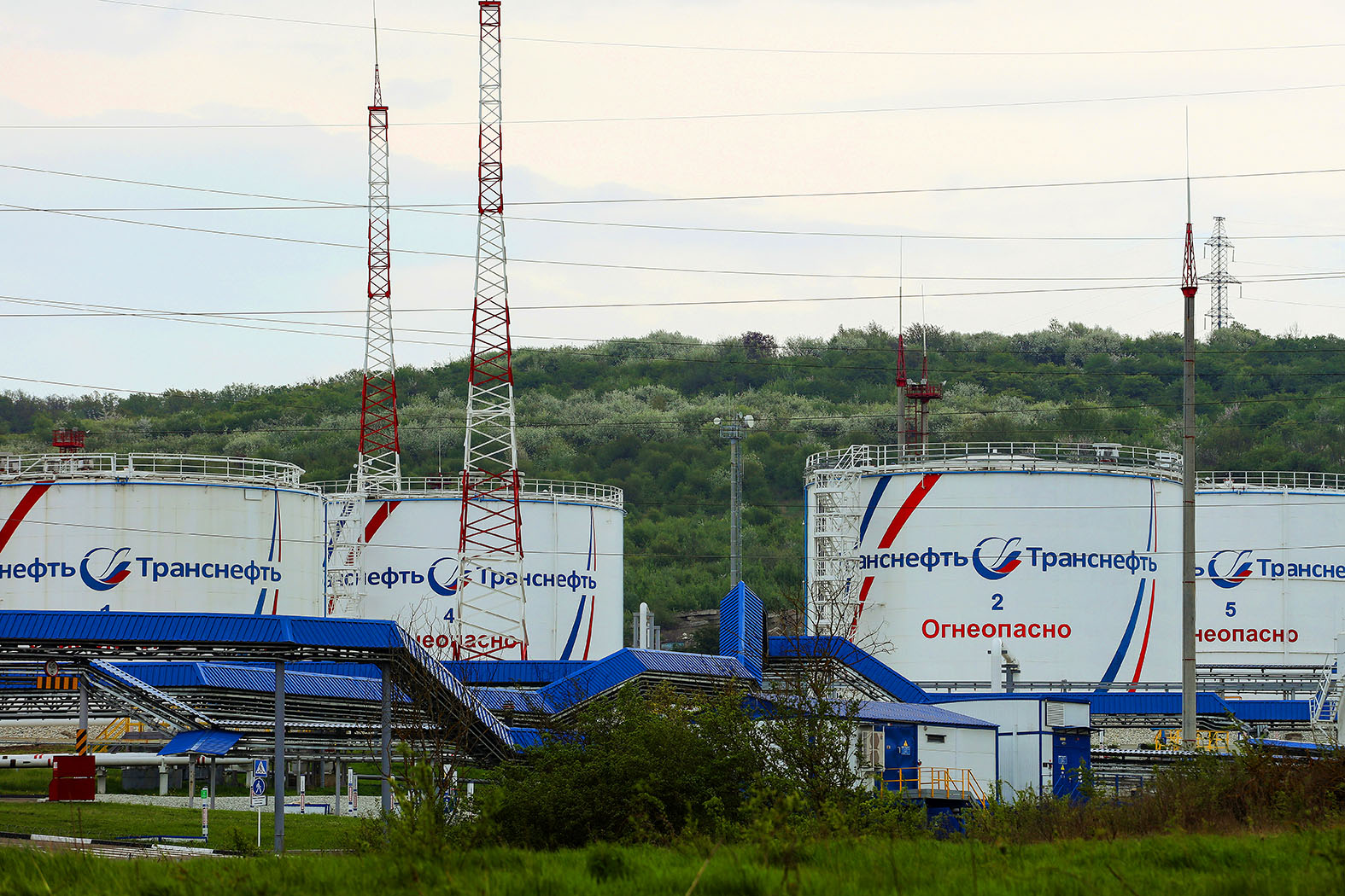 Кто и как наживается на перекачке российской нефти Кто и как наживается на перекачке российской нефти Транснефти, Транснефть, рублей, дивидендов, компаний, компании, просто, нефти, только, тарифов, более, расходы, выплат, трубам, денег, нефть, приходится, транспортировки, производит, ничего