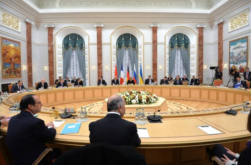 Киев рассказал, что мешает ему выполнить Минские соглашения