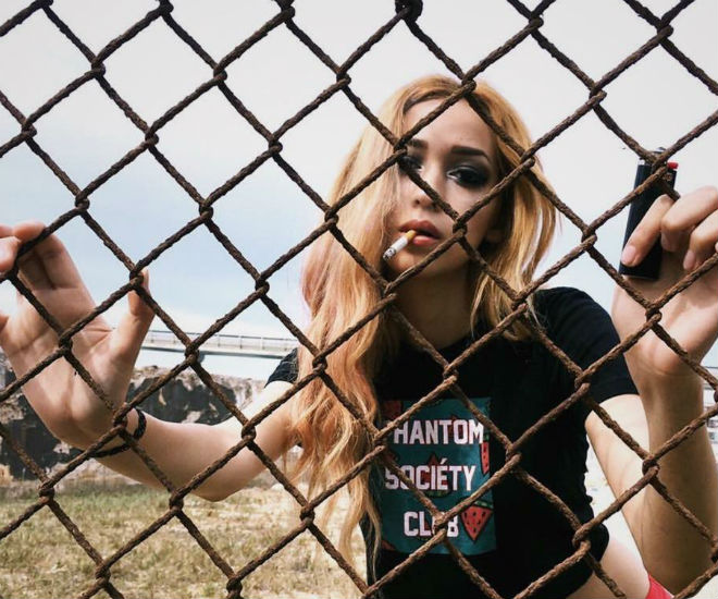 Топ-модель боится выходить из спальни уже полгода Топ-модель боится выходить из спальни уже полгода культура, мишель харди