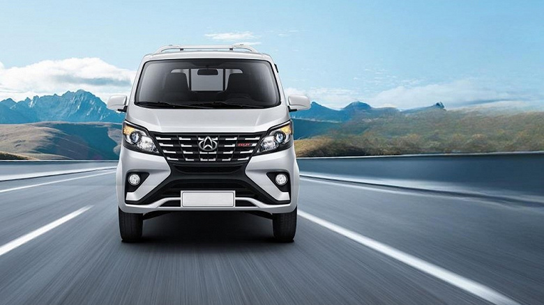 В России появились две новые модели Changan. Цены — от 1,3 млн рублей (с учетом скидок)