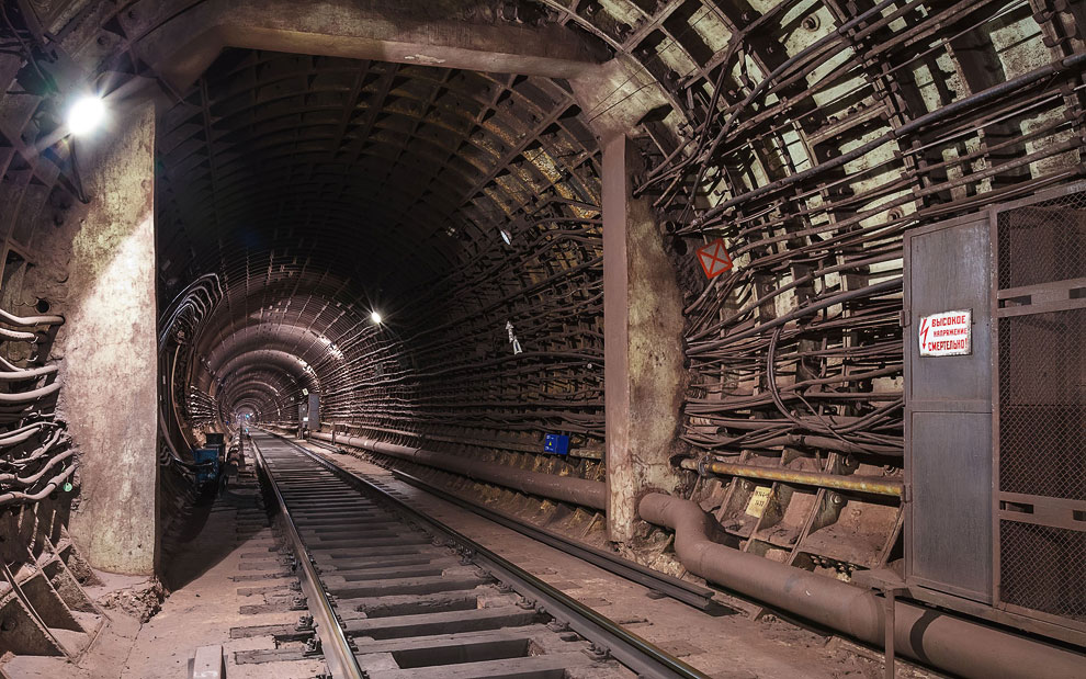 Подземные тоннели метро