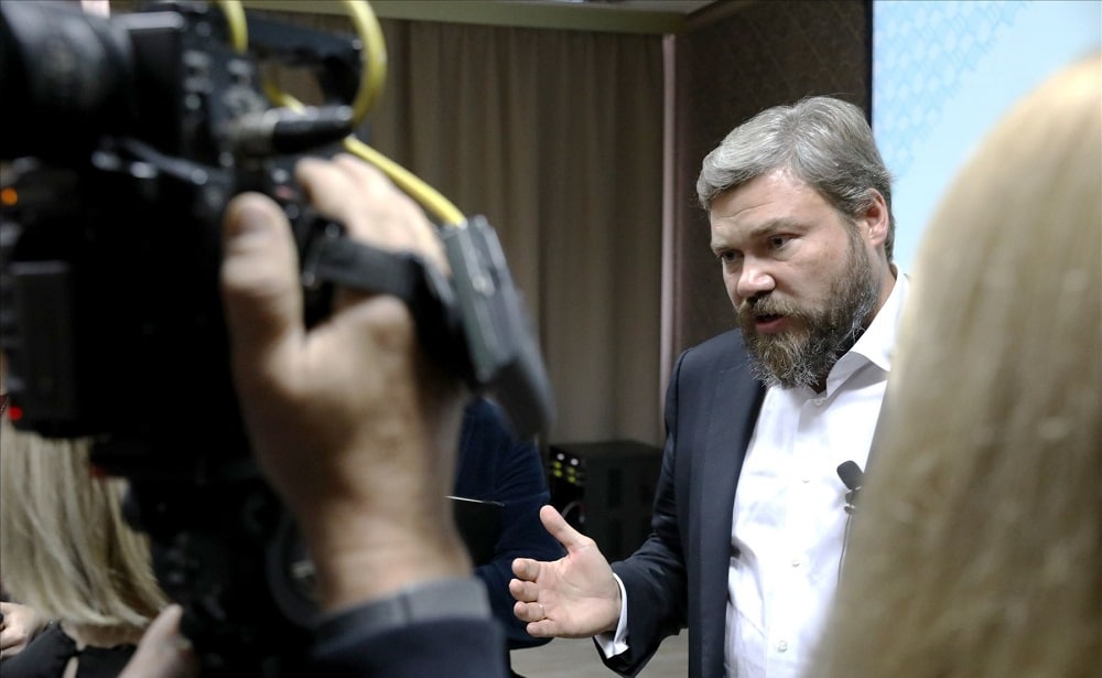 НЕ ИНСАЙД, А ЗНАК: ПОЧЕМУ ПЕРЕНЕСЛИ ЭКСТРЕННОЕ ОБРАЩЕНИЕ ПУТИНА россия