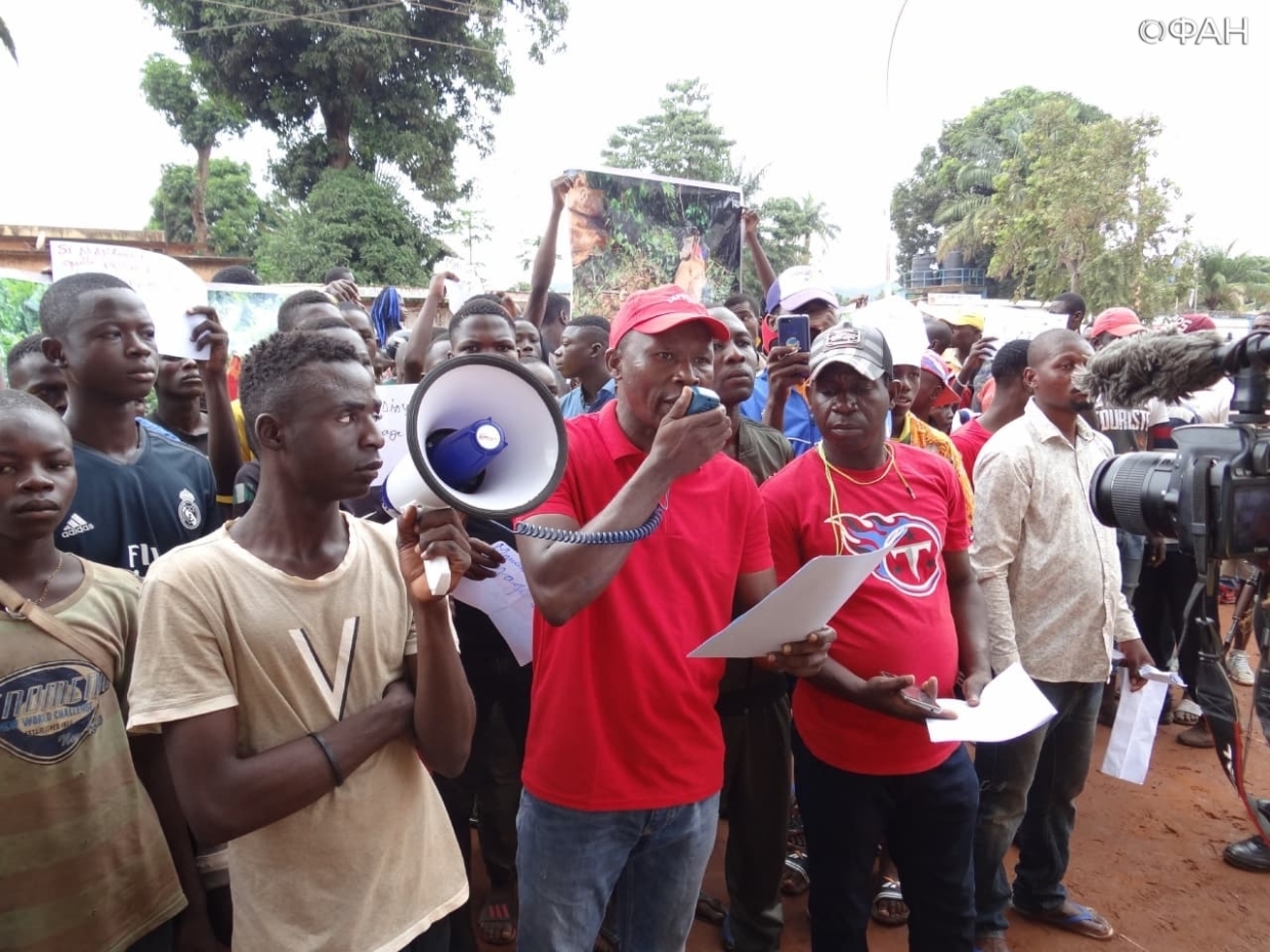 Жители столицы ЦАР вышли на митинг против миротворцев ООН