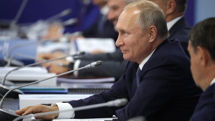 Провокация в лицо Путину обернулась улыбкой: Президент России ответил журналистке "Рустави-2" геополитика
