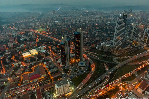 Ночной Стамбул с небоскреба "Istanbul Sapphire" (24 фото)