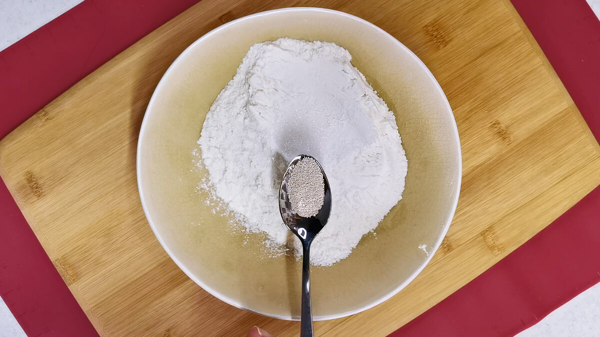 Лепешки с сыром по рецепту Хачапури. Способ без вымешивания теста руками (можно делать с разными начинками)