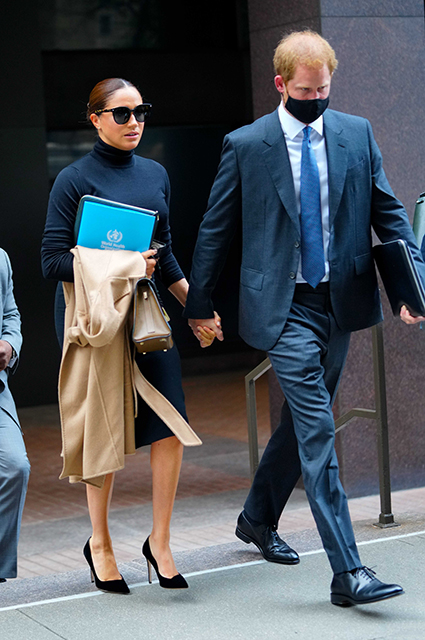 Меган Маркл и принц Гарри на улицах Нью-Йорка: новые фото Звездные пары