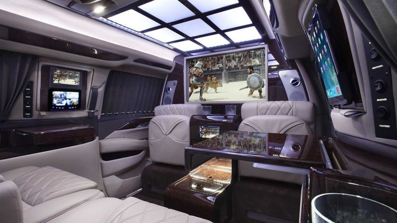 Бронированный Cadillac Escalade с невероятно роскошным салоном Бронированный Cadillac Escalade с невероятно роскошным салоном cadillac escalade
