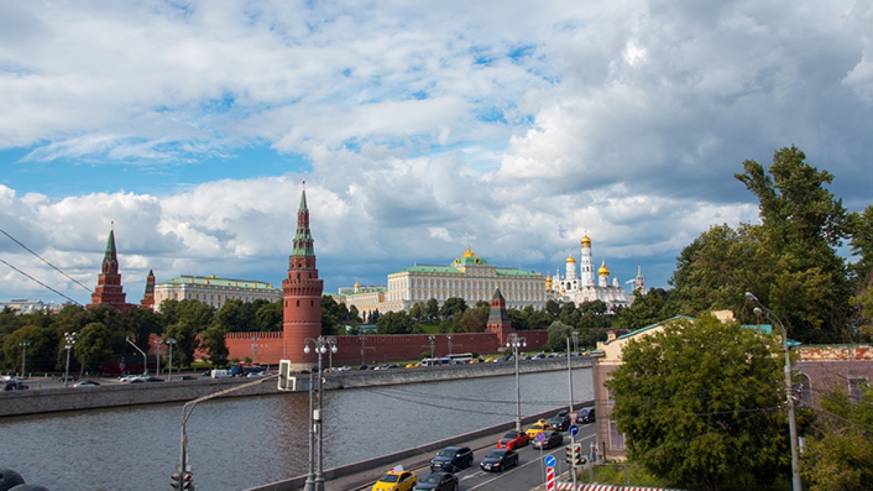Москва-река красива, как и столица России, носящая такое же имя