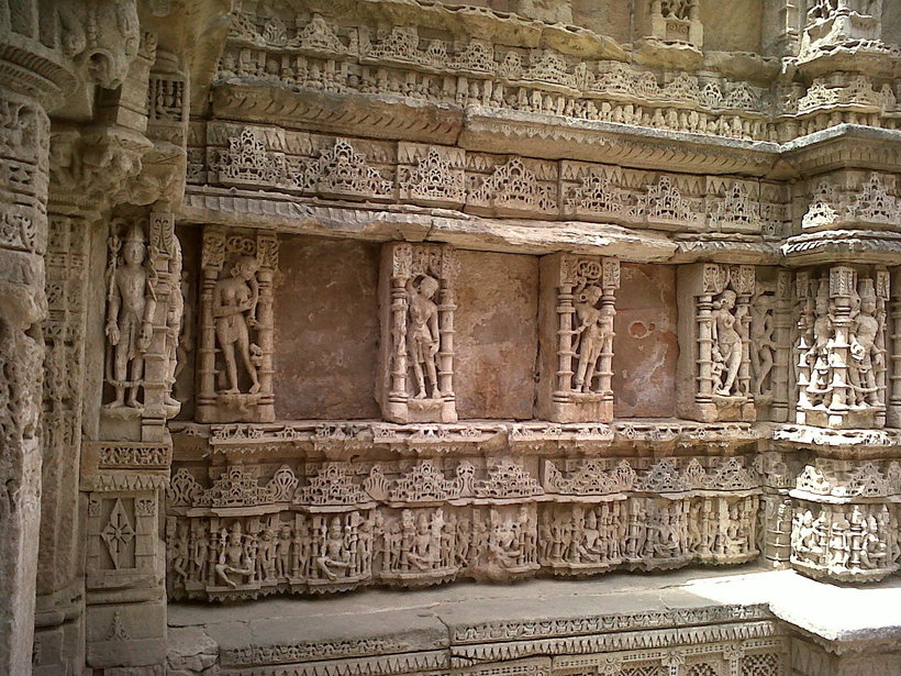 Рани-ки-Вав — тысячелетний колодец в Индии, потрясающий своей красотой архитектура,индия,интересное