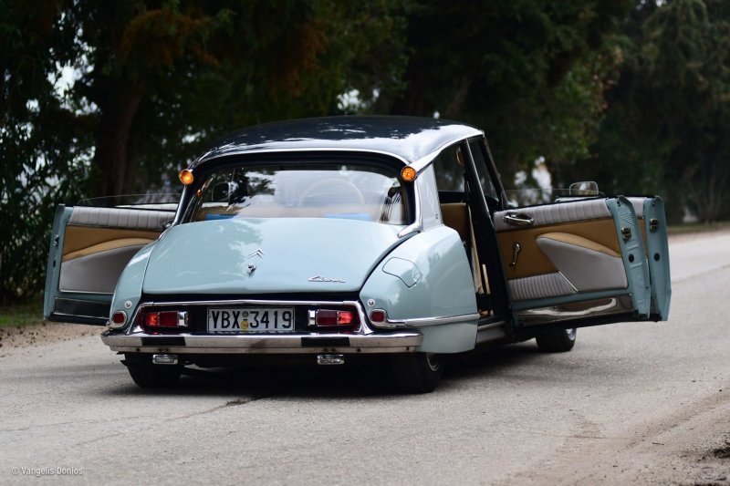 Citroen DS — самая крутая тачка за всю историю автомобилестроения 