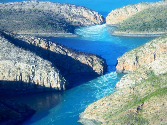 Горизонтальный водопад в Австралии (6 фото) Горизонтальный водопад в Австралии (6 фото)