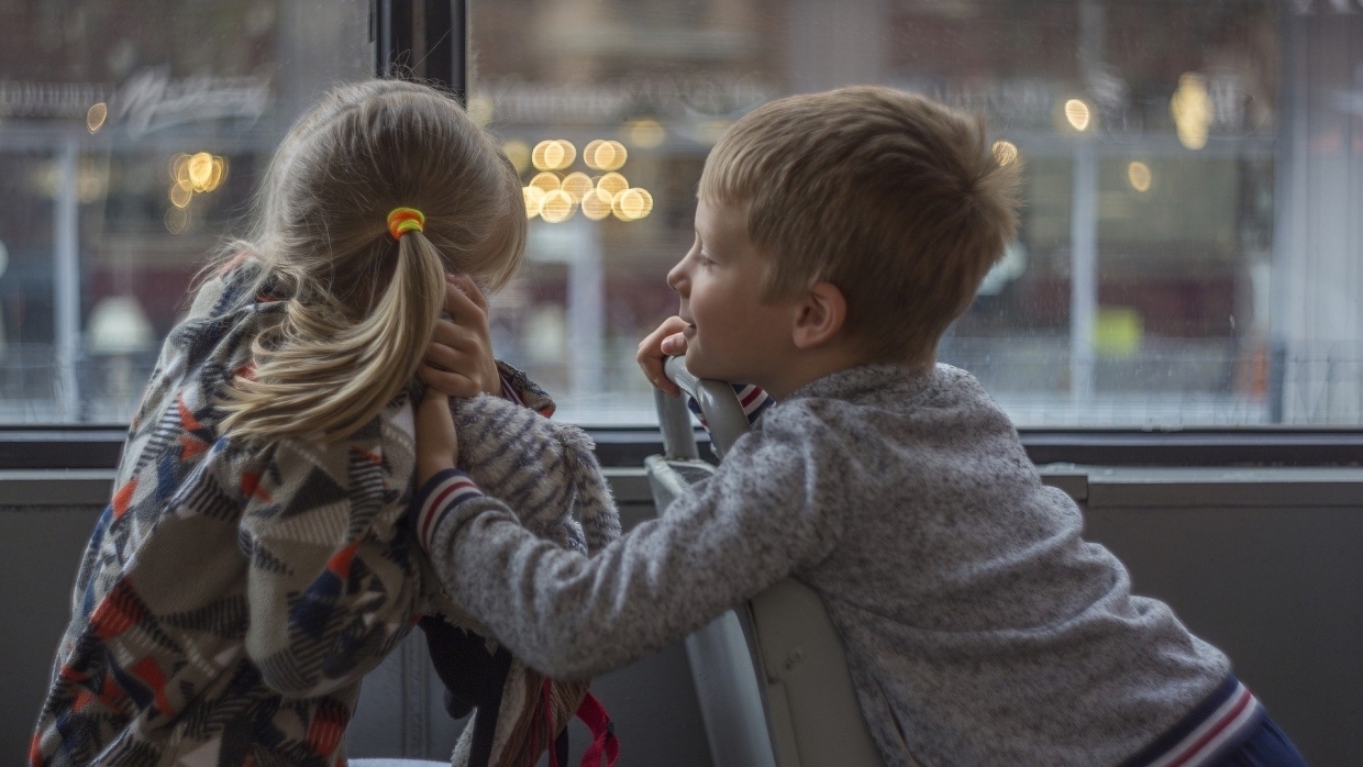 Детский психолог объяснила, как место в семье может влиять на характер ребенка