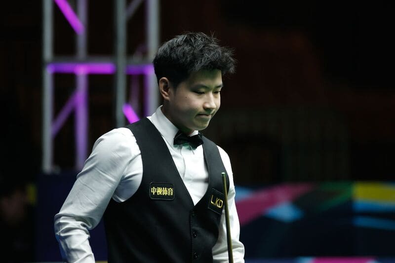 Чжао Синьтун в 1/8 финала в Нанкине встретится с Сы Цзяхоем (фото: WST)