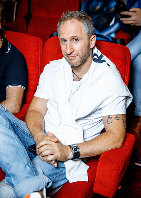 Александр Петров и Стася Милославская, Джаник Файзиев и Светлана Иванова и другие на премьере фильма "Вратарь галактики" Александр Петров и Стася Милославская, Джаник Файзиев и Светлана Иванова и другие на премьере фильма "Вратарь галактики" Звезды,Красная дорожка