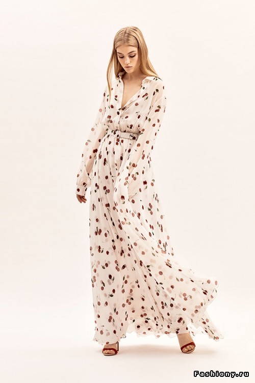 Вишни, горох, лакированные косухи в look-bookе Alexander Terekhov (resort 2019) Вишни, горох, лакированные косухи в look-bookе Alexander Terekhov (resort 2019)