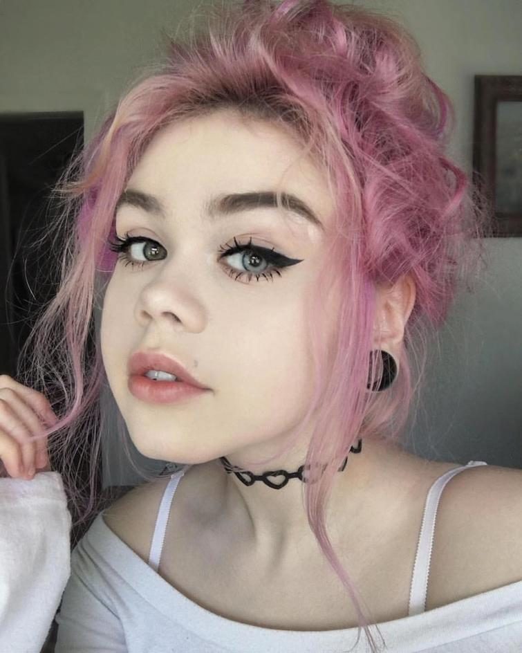 Ах, какие куколки! Так и хочется потрепать их за щёчки 