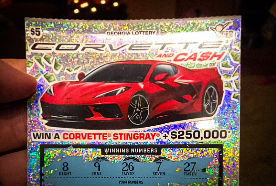Победитель лотереи не может забрать у дилера выигранный Chevrolet Corvette Новости