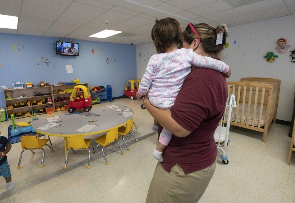 США – АД ДЛЯ МАМ: НИ БАБУШЕК, НИ ДЕКРЕТНЫХ. "РОДИЛА? ВСЕМ ДО ЛАМПОЧКИ" США – АД ДЛЯ МАМ: НИ БАБУШЕК, НИ ДЕКРЕТНЫХ. "РОДИЛА? ВСЕМ ДО ЛАМПОЧКИ" геополитика