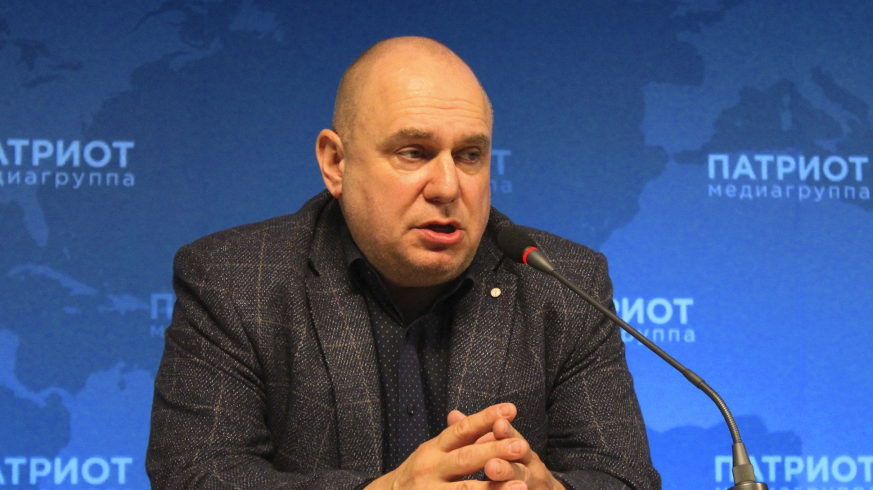 Правовое оцепенение ГИБДД: автоэксперт рассказал, что делать с самокатчиками Правовое оцепенение ГИБДД: автоэксперт рассказал, что делать с самокатчиками Общество