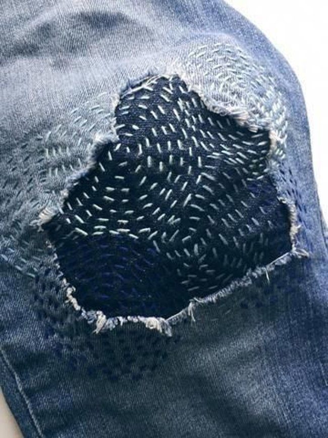 Крутая вышивка по джинсовой ткани одежда,рукоделие,своими руками,сделай сам