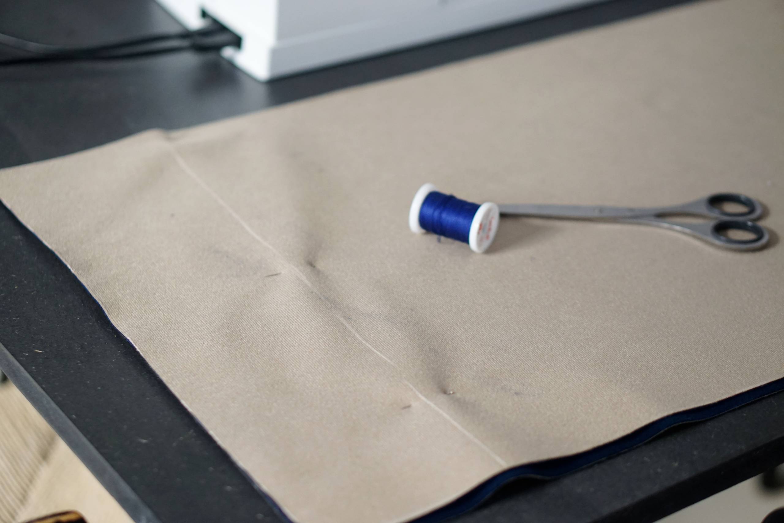 Как почистить пуфик из ткани от пятен в домашних условиях