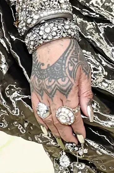 Рианна и A$AP Rocky появились на красной дорожке Met Gala — 2026 вечера, дорожке, дочерью, Кидман, певица, Николь, Метрополитенмузее, проходит, который, Бейонсе, красной, появились, мужем, стали, также, спонсорами мероприятия, Amazon, богатейших, людей, планеты