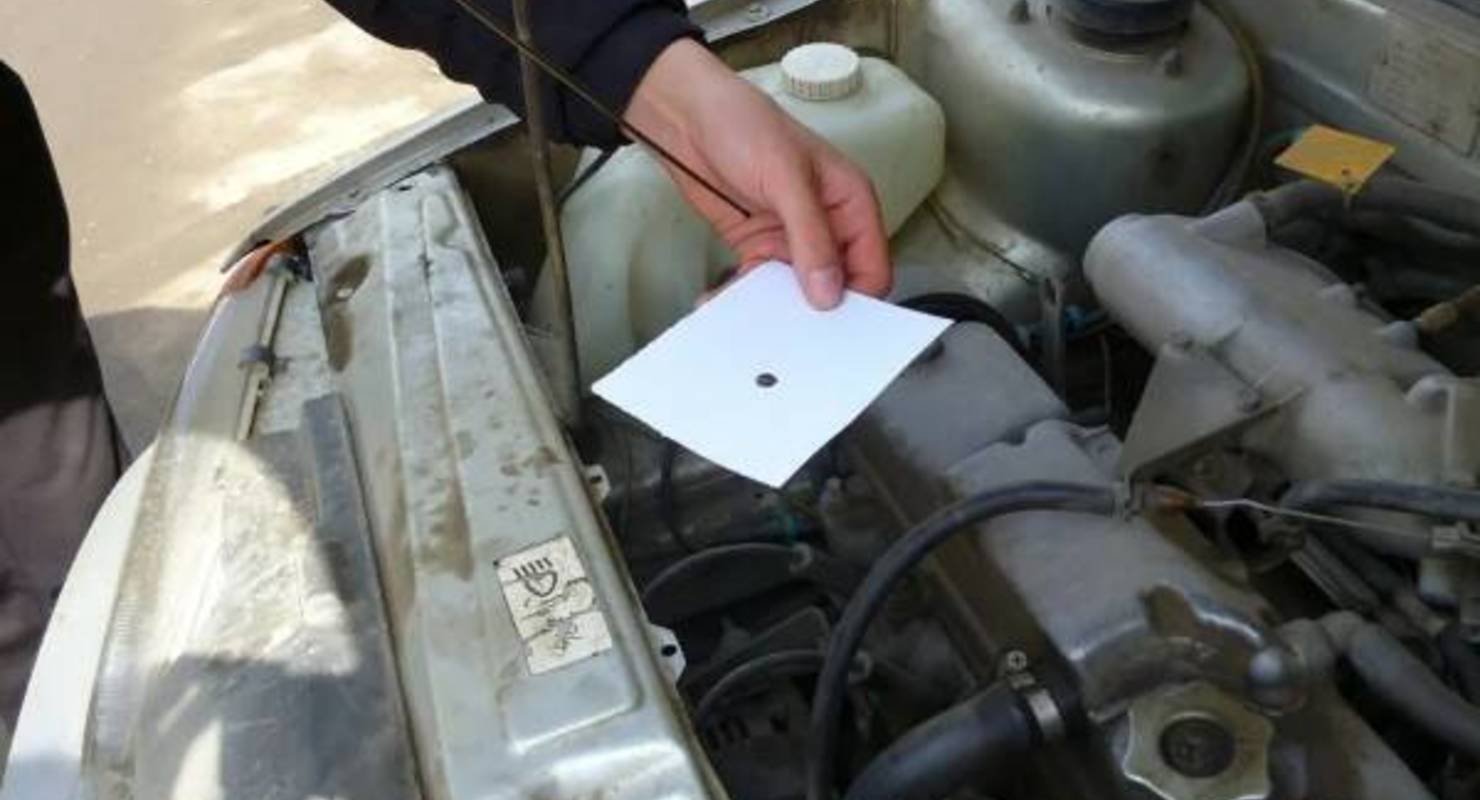 Как определить состояние моторного масла по одной капле