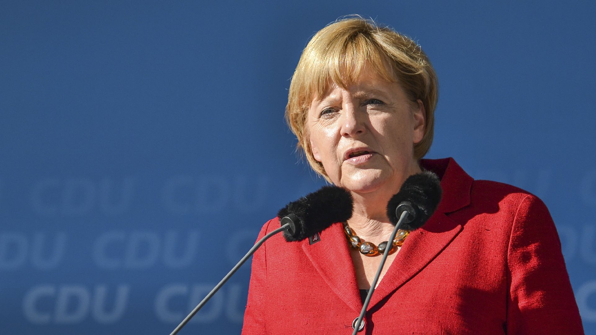 Civey: большинство немцев не хотят видеть Меркель на посту канцлера Германии