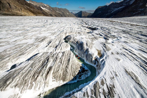 Гидроспидинг в горных ледяных реках