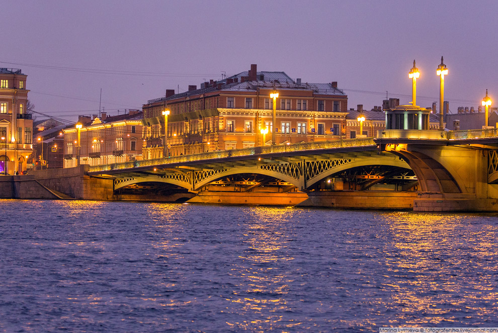 Благовещенский мост.