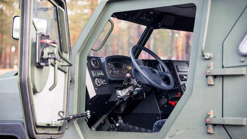 Сделано в Финляндии: Sisu собирается на войну Сделано в Финляндии: Sisu собирается на войну оружие