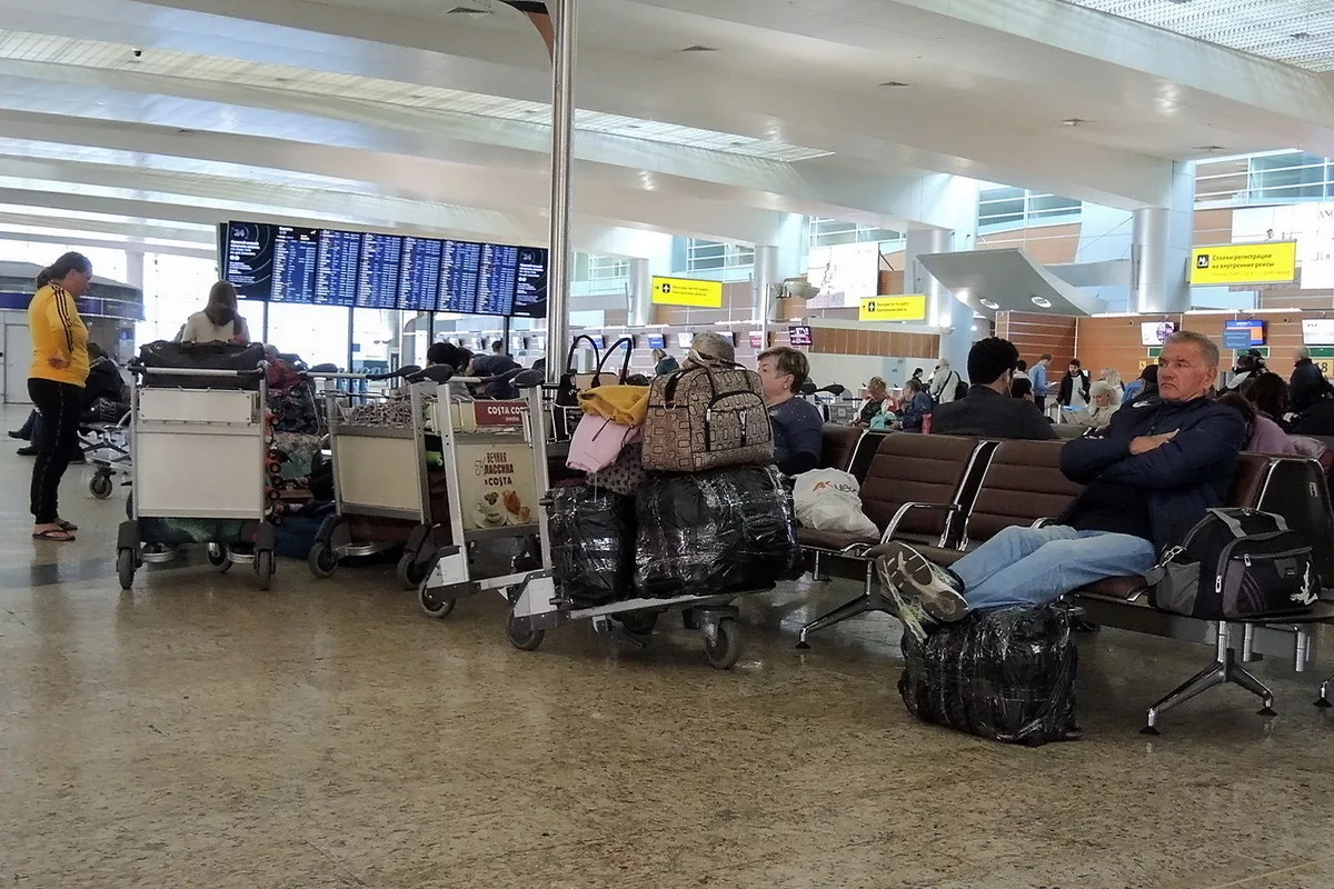В Сочи на четыре часа задержали рейс из-за приколов пассажиров в аэропорту