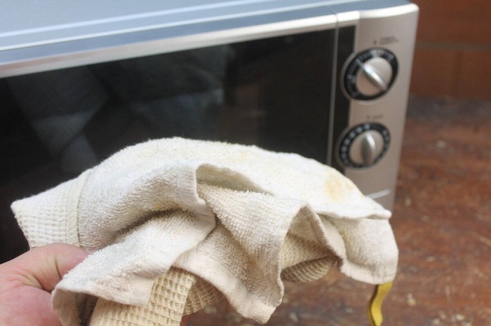 7 простых способов, как отстирать даже те кухонные полотенца, которые хотели выбросить полотенца, пятна, времени, истечении, пакет, пятен, затем, средство, мытья, лучше, замочите, кухне, текстиль, количество, часов, посуды, несколько, чтобы, пятнами, полностью