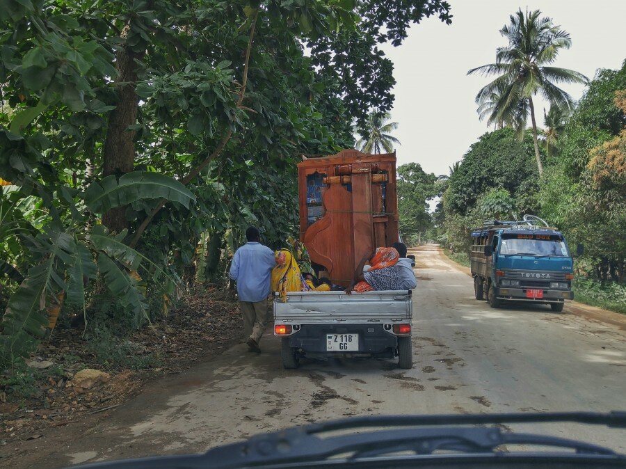 Удивительно, но кровать в Танзании гораздо круче, чем в у нас Гелик Удивительно, но кровать в Танзании гораздо круче, чем в у нас Гелик