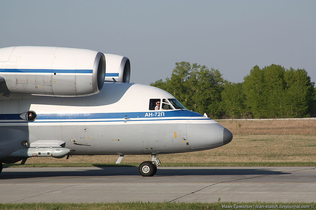 Вид 72. АН 72 Чебурашка. Самолет Чебурашка АН 72. АН 72 пограничный. Антонов АН-72.