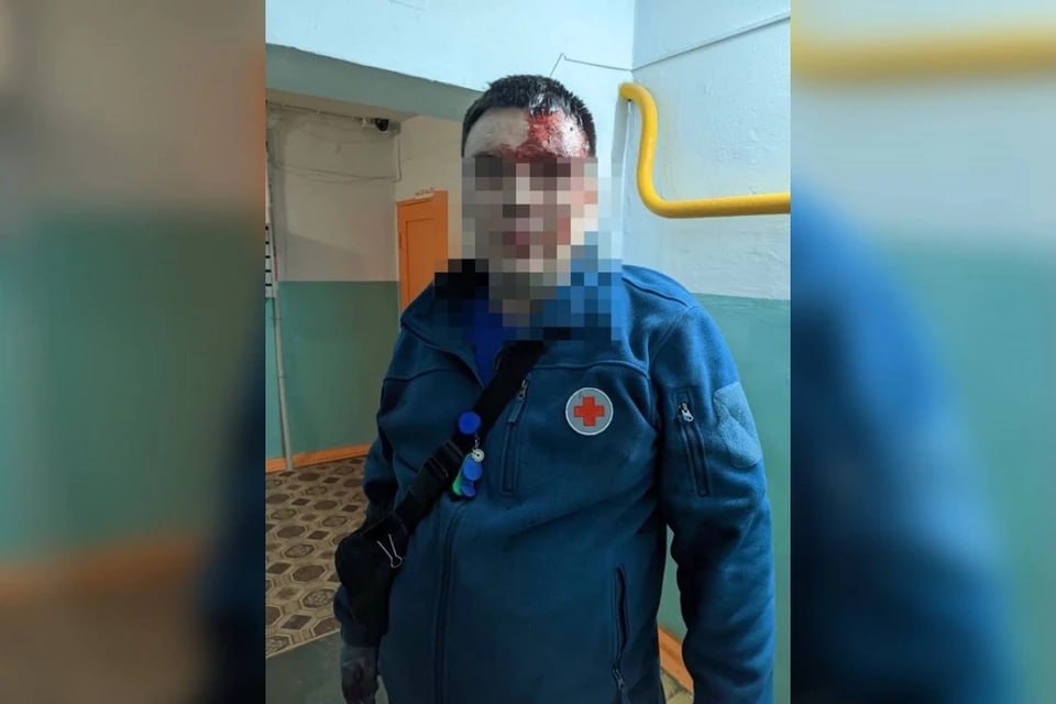 В Свердловской области пьяный пациент избил фельдшера скорой помощи 