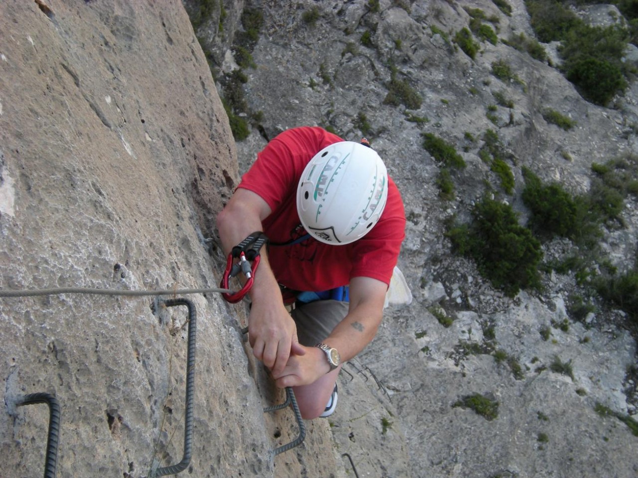 Via Ferrata - железная тропа - не дай бог кому-то на нее попасть! Via Ferrata - железная тропа - не дай бог кому-то на нее попасть!