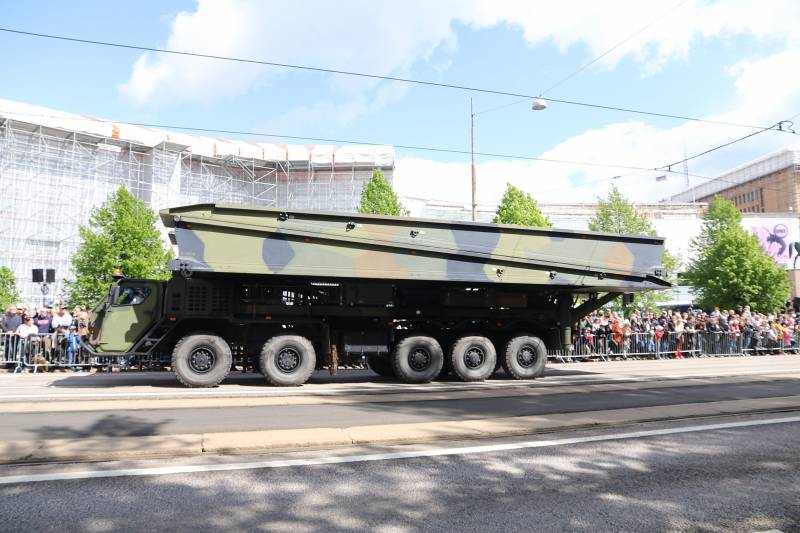 Сделано в Финляндии: Sisu собирается на войну Сделано в Финляндии: Sisu собирается на войну оружие