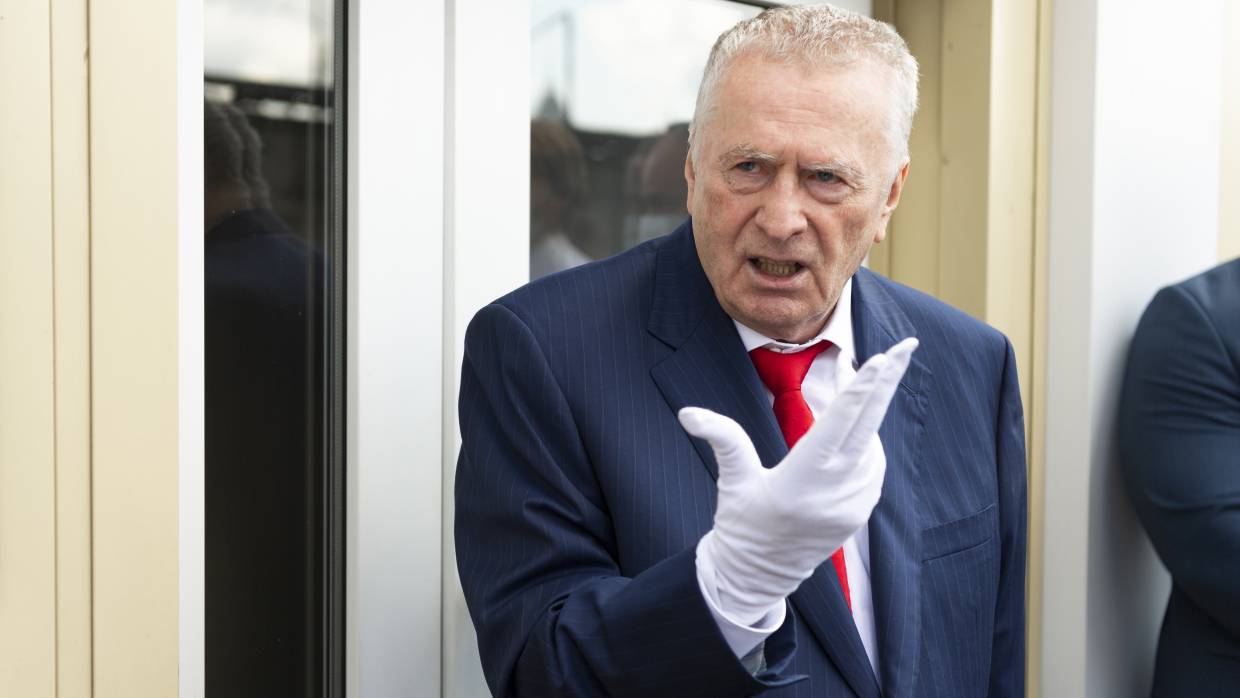 «Хватит спекулировать»: Геннадий Онищенко отреагировал на разноречивую информацию о Жириновском «Хватит спекулировать»: Геннадий Онищенко отреагировал на разноречивую информацию о Жириновском Общество